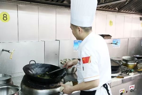 1557799795773458.jpg 2.webp.jpg