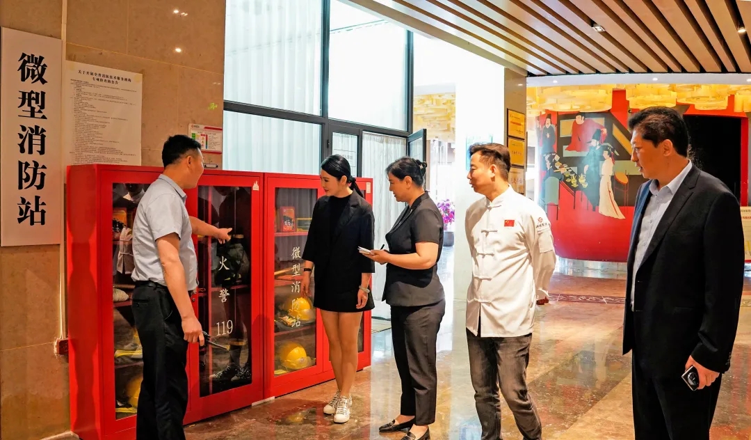 1715321843790634.jpg 640.webp (1).jpg